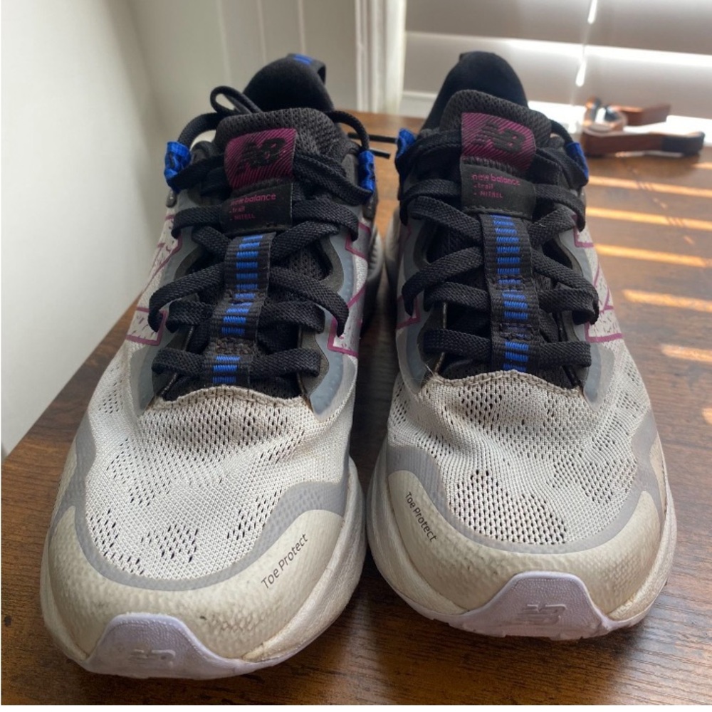 New balance sneakers size 7.